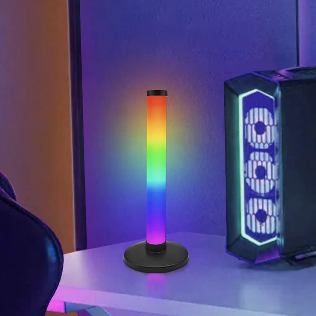 RGB svjetlo za atmosferu s reakcijom na zvuk za gaming postavke na stolu
