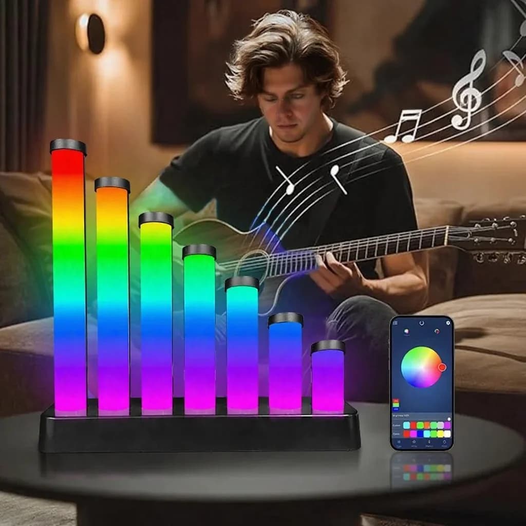 RGB LED stolna lampa s reakcijom na zvuk i upravljanjem aplikacijom