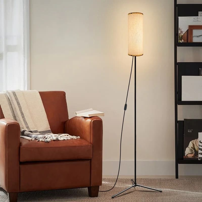 LED podna svjetiljka s platnenim sjenilom, prigušivo trobojno svjetlo